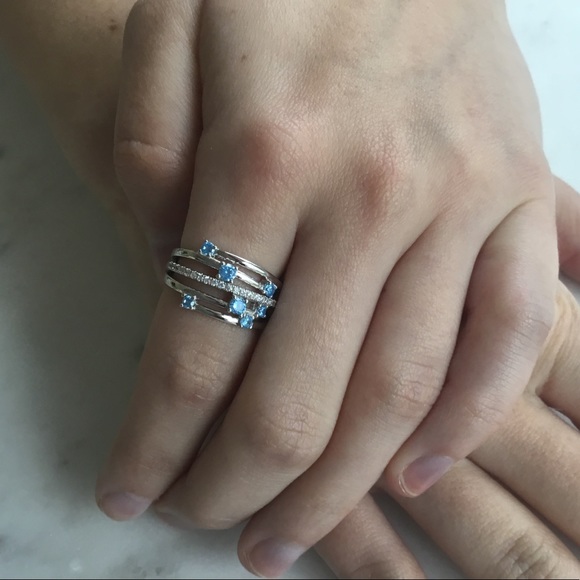 Sterling Silver Blue Topaz Cz & Clear Cz Ring - Picture 17 of 17